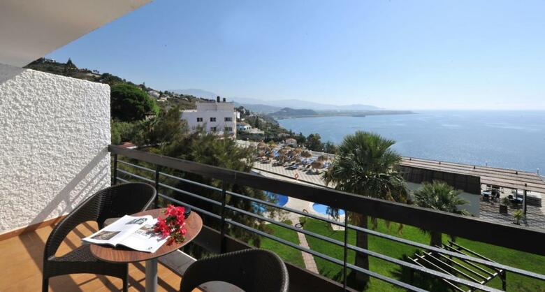 Hotel Salobre�a Suites