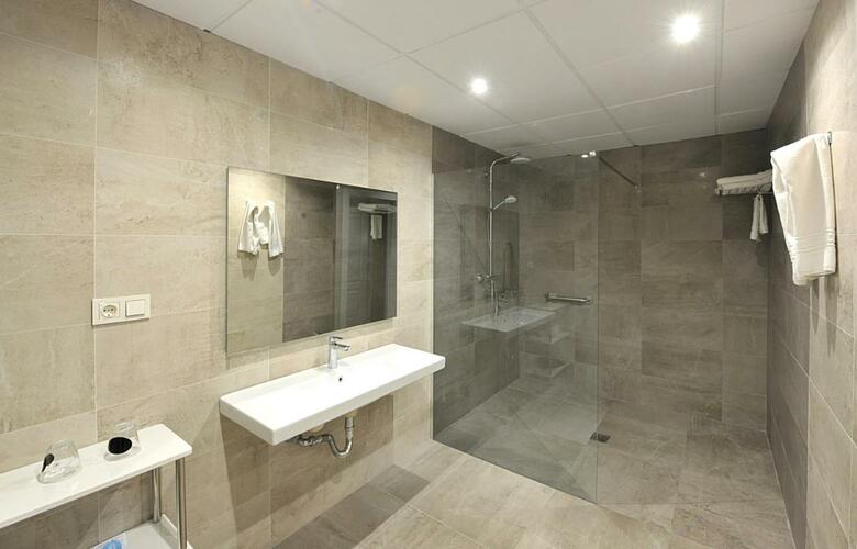Hotel Salobre�a Suites