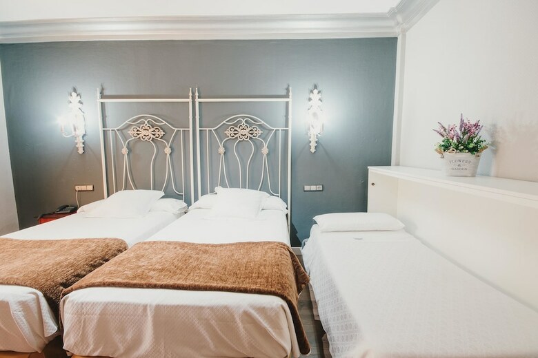 Hotel Los Angeles & Spa Granada