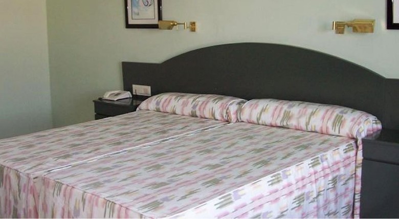 Hotel Ele La Perla