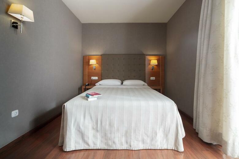 Hotel Maci� Monasterio De Los Basilios