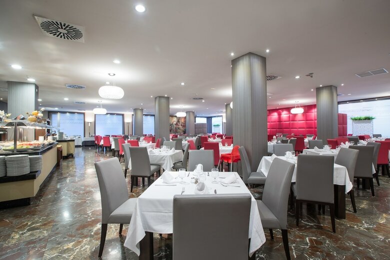 Hotel Barcel� Carmen Granada