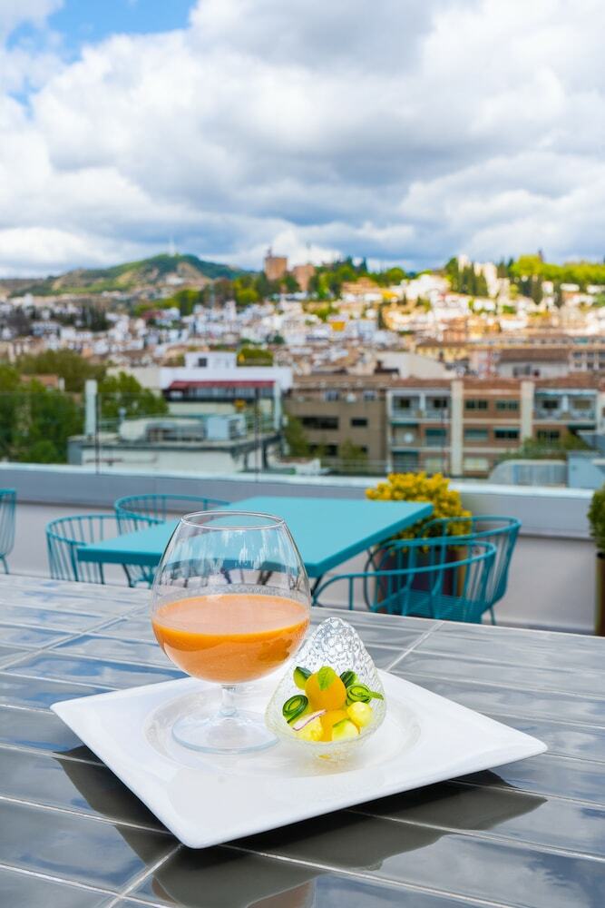 Hotel Barcel� Carmen Granada