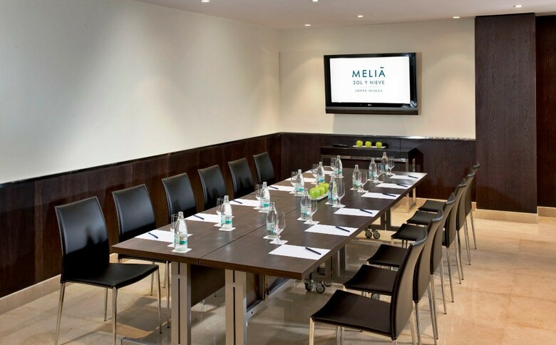 Hotel Meli� Sol Y Nieve