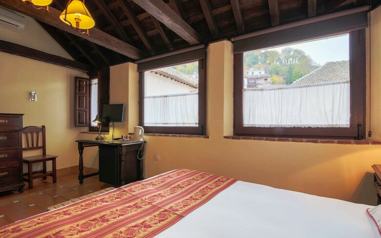 Hotel Casa Del Capitel Nazar�