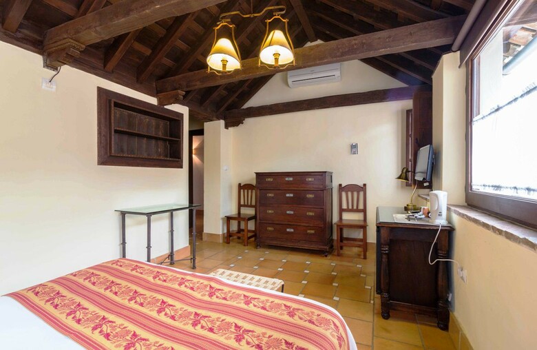 Hotel Casa Del Capitel Nazar�