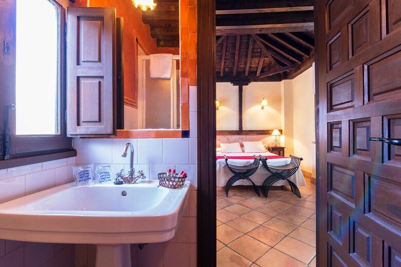 Hotel Casa Del Capitel Nazar�