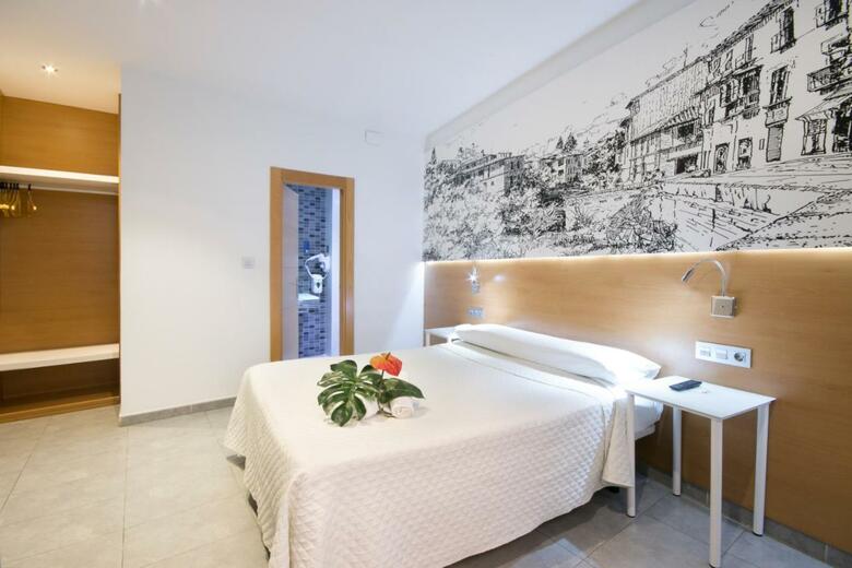Hostal Atenas