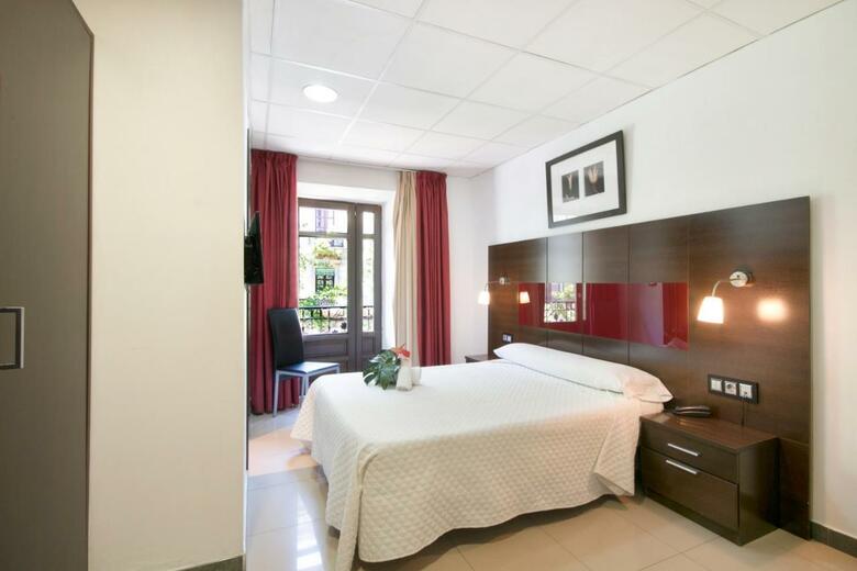 Hostal Atenas