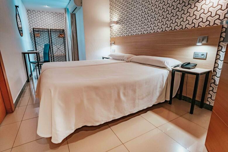 Hostal Atenas