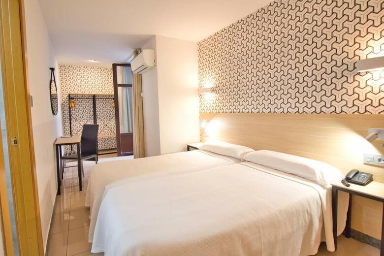 Hostal Atenas