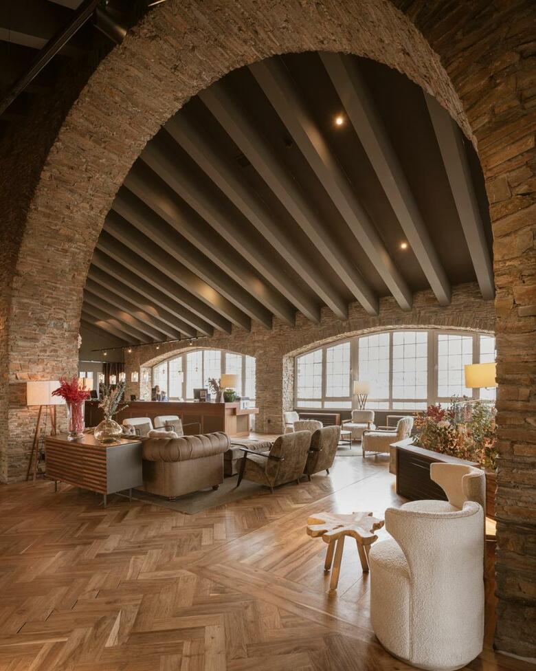 Ziryab Hotel