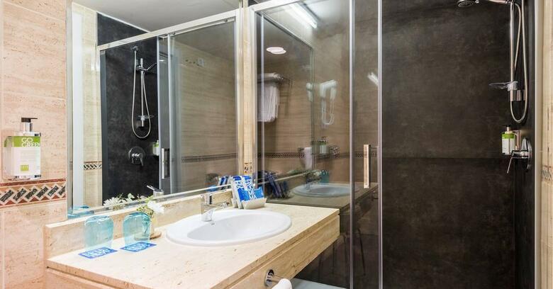 Hotel Guadalajara & Conference Center Affiliated By Meli�