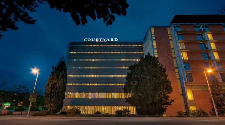 Hotel Courtyard By Marriott