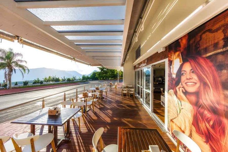 Pullman Reef Hotel Casino