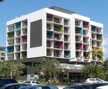 Hotel Cairns Plaza