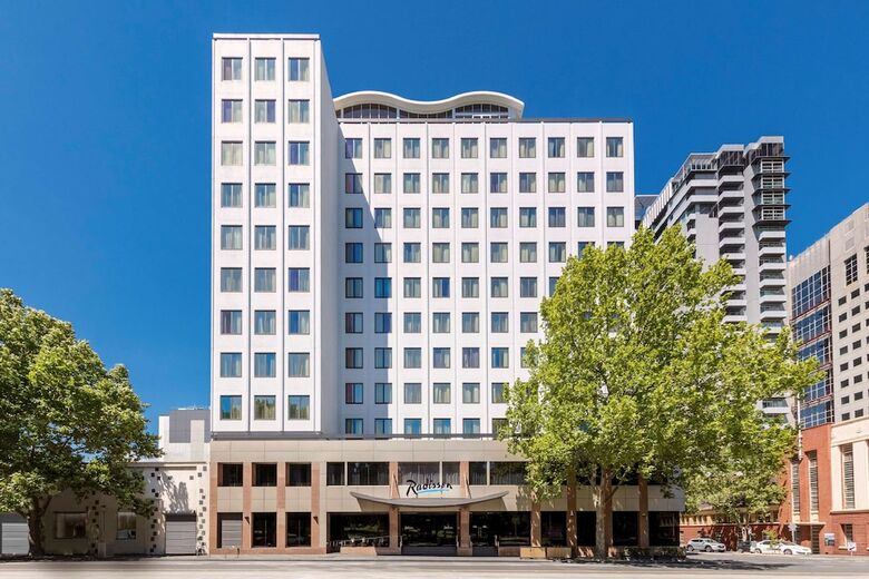 Hotel Radisson On Flagstaff Gardens