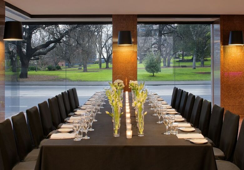 Hotel Radisson On Flagstaff Gardens