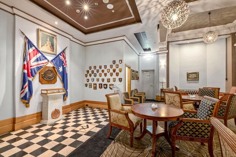 Castlereagh Boutique Hotel