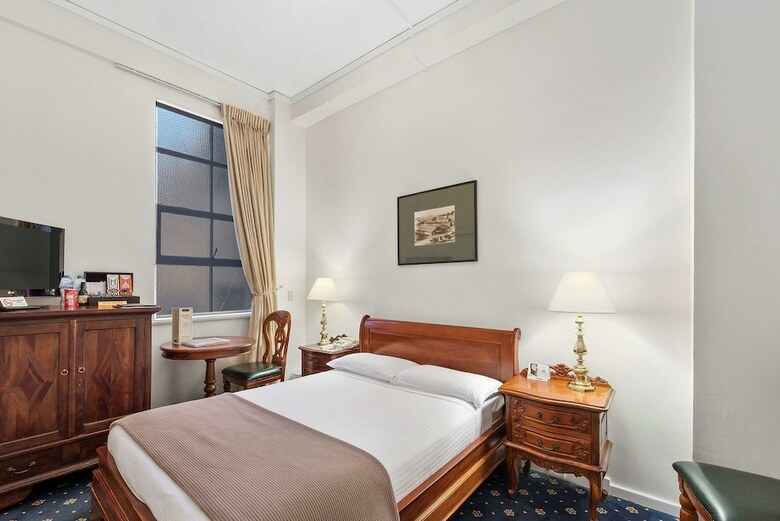 Castlereagh Boutique Hotel
