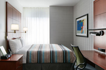 Hotel Club Quarters, Central Loop