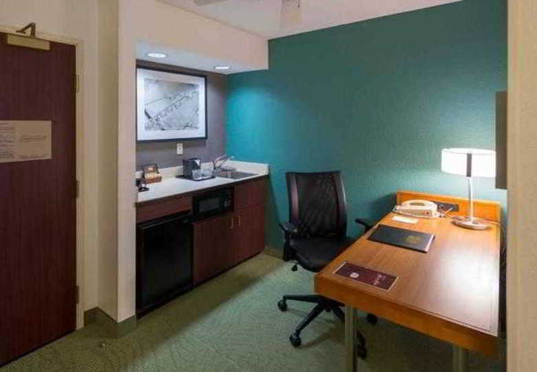 Hotel Springhill Suites By Marriott Bolingbrook