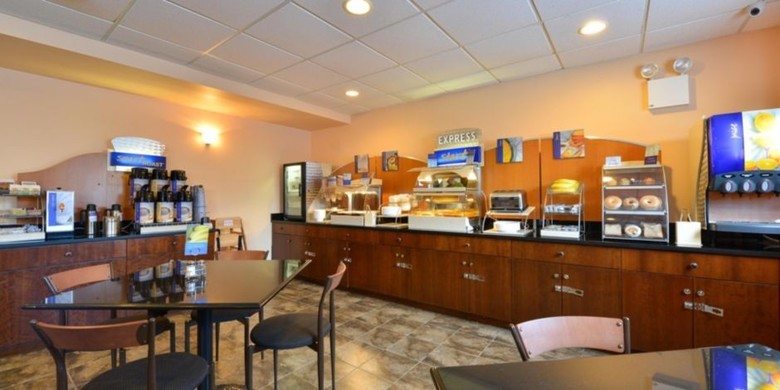 Hotel Holiday Inn Express Staten Island West