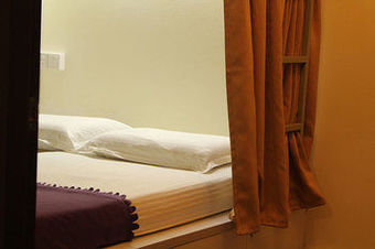 Pillow Talk Hostel