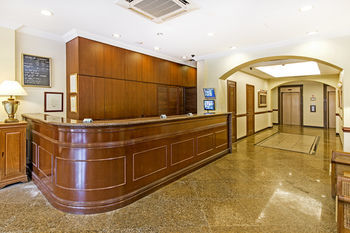 Hotel 81 Classic