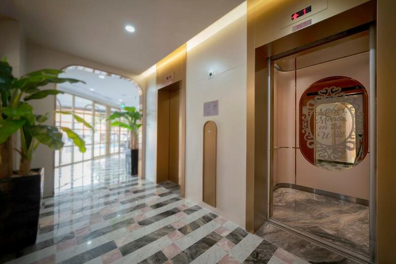 Hotel 81 Princess