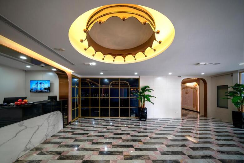 Hotel 81 Princess