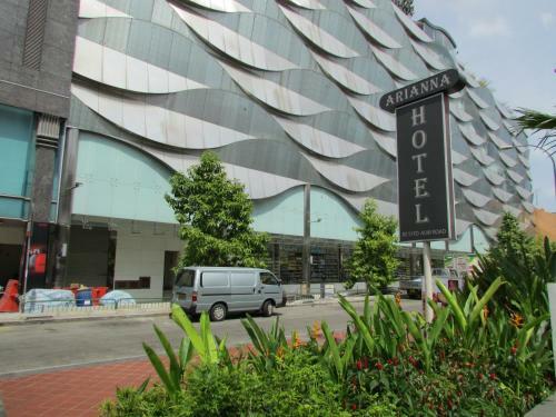 Arianna Hotel