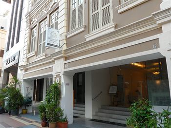 Jayleen 1918 Hotel