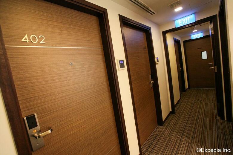 Aqueen Balestier Hotel