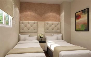Sandpiper Hotel