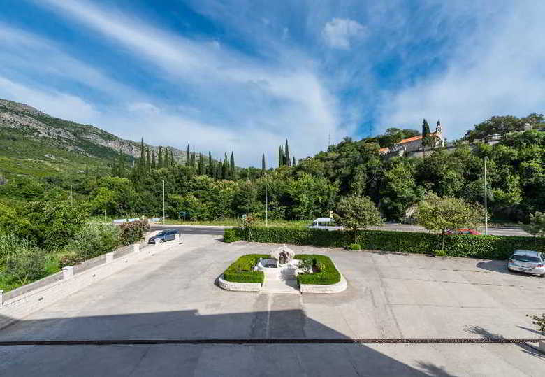 Apartments Dubelj