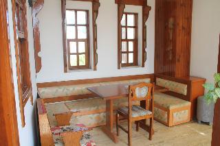 Hotel Karyatit