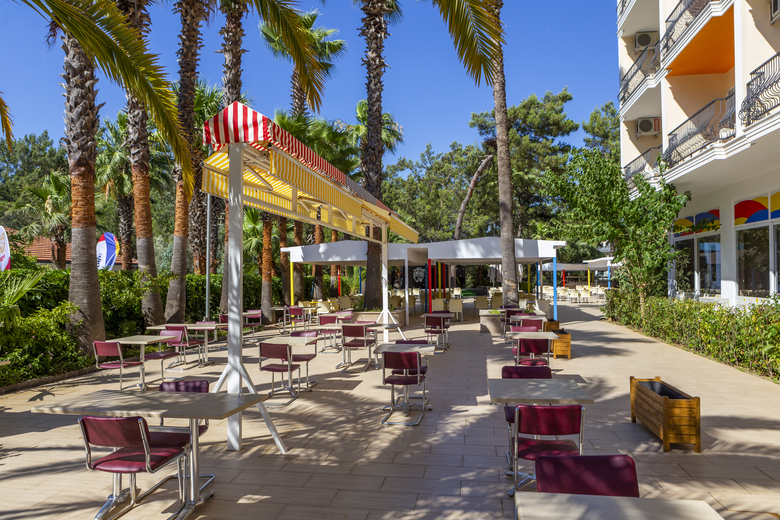 Smart Voxx Resort Hotel