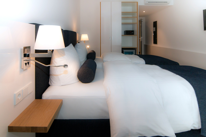 VI Vadi Hotel Bayer 89