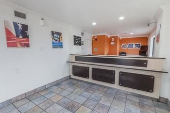 Hotel Motel 6 Dallas de Soto Lancaster
