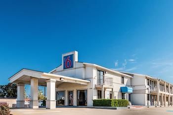 Hotel Motel 6 Dallas de Soto Lancaster