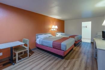 Hotel Motel 6 Dallas de Soto Lancaster