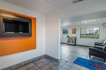 Hotel Motel 6 Dallas de Soto Lancaster