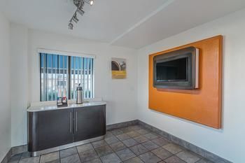 Hotel Motel 6 Dallas de Soto Lancaster