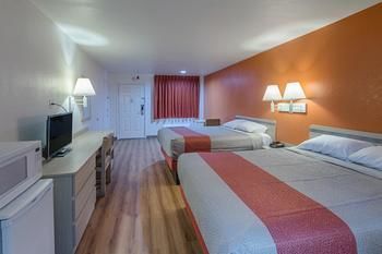 Hotel Motel 6 Dallas de Soto Lancaster