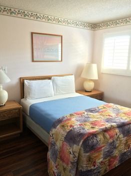 Hotel Alamo Inn &amp; Suites