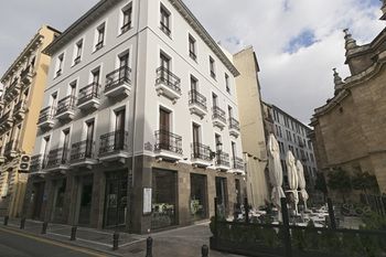 Apartamentos Siloe Suites Plaza