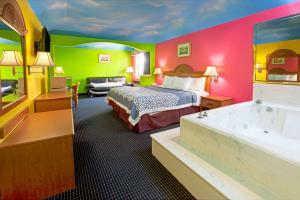 Hotel Days Inn And Suites Houston Channelview Tx