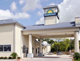 Hotel Days Inn And Suites Houston Channelview Tx