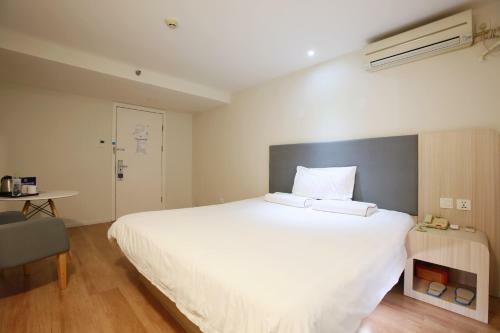 Hotel Hanting Express Beijing Asian Games Village